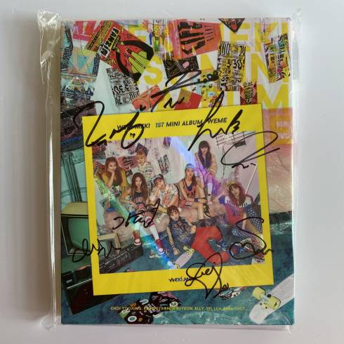 WekiMeki WEME チェキ ルーシー WEKI MEKI 1ST MINI ALBUM 'WEME' LIMITED EDITION VERSION B